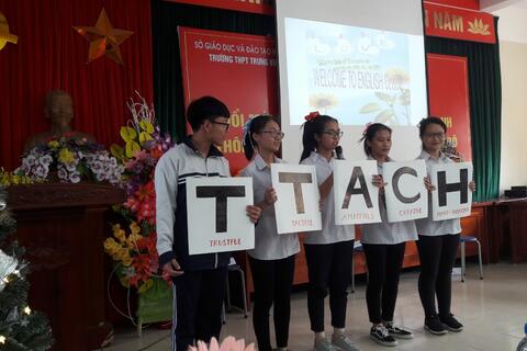 Hội thảo đổi mới phương pháp dạy, học tiếng Anh thông qua hình thức sinh hoạt câu lạc bộ