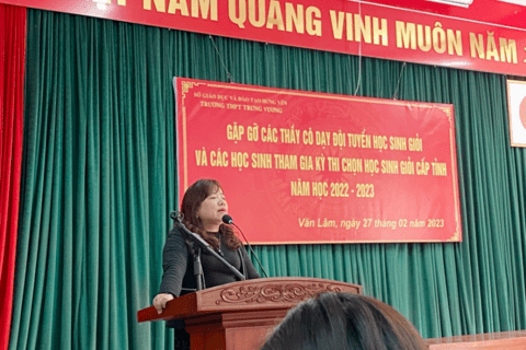 GẶP GỠ CÁC THẦY CÔ DẠY ĐỘI TUYỂN HỌC SINH GIỎI & CÁC HỌC SINH THAM GIA KỲ THI CHỌN HỌC SINH GIỎI CẤP TỈNH NĂM HỌC 2022-2023