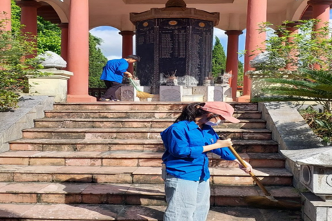 TRƯỜNG THPT TRƯNG VƯƠNG VỚI CÁC HOẠT ĐỘNG HƯỚNG VỀ NGÀY THƯƠNG BINH LIỆT SỸ 27/7
