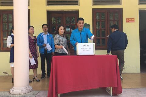 TRƯỜNG THPT TRƯNG VƯƠNG HƯỚNG VỀ MIỀN TRUNG RUỘT THỊT