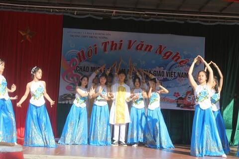 HỘI THI VĂN NGHỆ CHÀO MỪNG 38 NĂM NGÀY NHÀ GIÁO VIỆT NAM 20/11/1982 – 20/11/2020