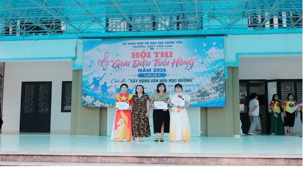 TRƯỜNG THPT TRƯNG VƯƠNG TỎA SÁNG TẠI HỘI THI “GIAI ĐIỆU TUỔI HỒNG” CỤM SỐ 9 NĂM 2026 – XUẤT SẮC GIÀNH 3 GIẢI NHẤT, ĐẠI DIỆN CỤM 9 THAM DỰ HỘI THI CẤP TỈNH
